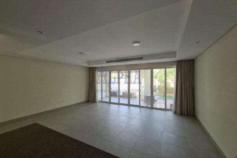 Снять в аренду таунхаус в Mina Al Arab, Рас-эль-Хайма, ОАЭ 2 спальни, 238.8м2, № 702835 - фото 5