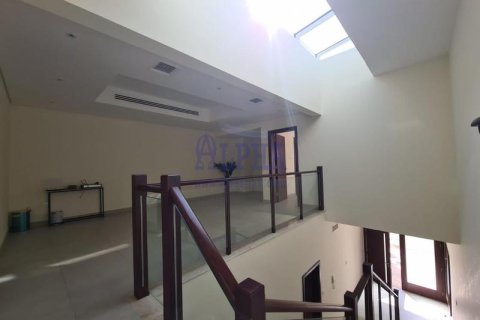 Снять в аренду таунхаус в Mina Al Arab, Рас-эль-Хайма, ОАЭ 2 спальни, 238.8м2, № 702835 - фото 8