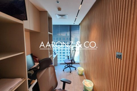 Üürile anda kontor asukohaga Business Bay, Dubai, AÜE: 61 m² Nr 693856 - pilt 6