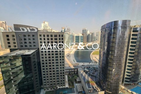 Üürile anda kontor asukohaga Business Bay, Dubai, AÜE: 61 m² Nr 693856 - pilt 11