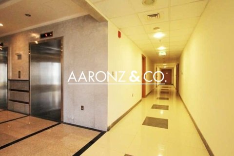 Üürile anda kontor asukohaga Business Bay, Dubai, AÜE: 82 m² Nr 693857 - pilt 8