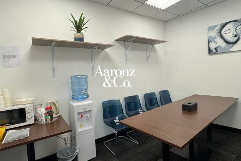 Business Bay, Dubai, संयुक्त अरब अमीरात में कार्यालय, 19 वर्ग मीटर, संख्या 693855 - फ़ोटो 9