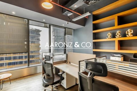 Üürile anda kontor asukohaga Business Bay, Dubai, AÜE: 70 m² Nr 693858 - pilt 8