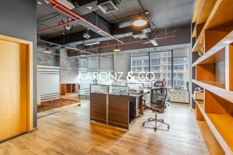 Escritório em Business Bay, Dubai, EAU 70 m2 № 693858