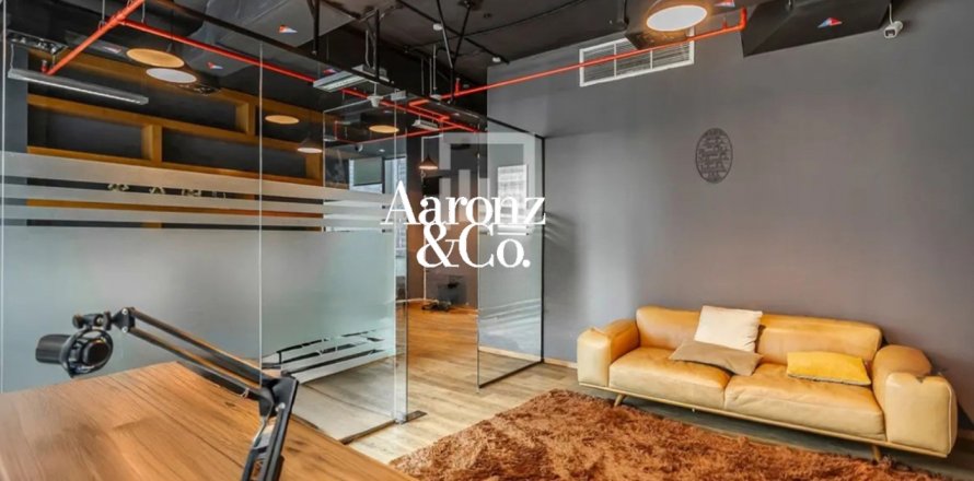 Office i Business Bay, Dubai, UAE 70 kvm № 693858