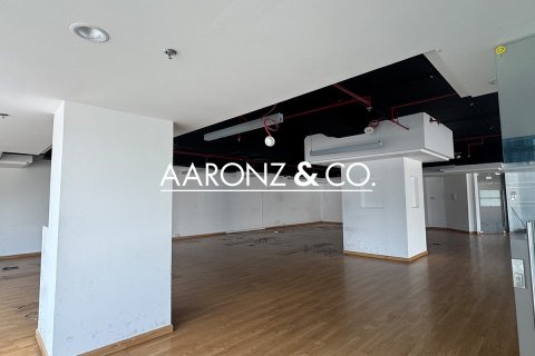 Üürile anda kontor asukohaga Business Bay, Dubai, AÜE: 304 m² Nr 693854 - pilt 6