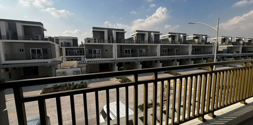 Casa urbana em Dubai, EAU 3 quartos, 112.2 m2 № 621682