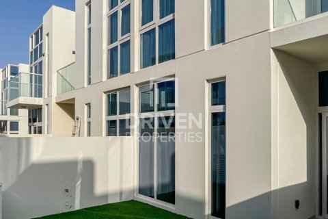 Huvila Dubai, Arabiemiraatit 4 makuuhuonetta, 151.8 m2 № 746826 - kuva 11