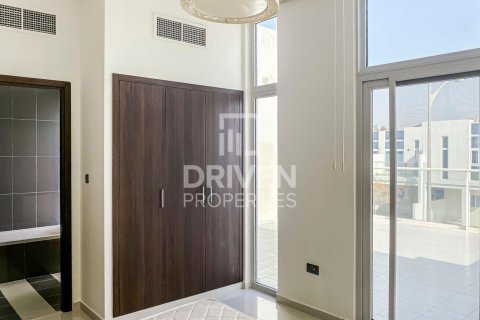Huvila Dubai, Arabiemiraatit 4 makuuhuonetta, 151.8 m2 № 746826 - kuva 5