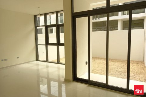 Kaupunkipientalo Dubai, Arabiemiraatit 3 makuuhuonetta, 151.8 m2 № 694177 - kuva 6