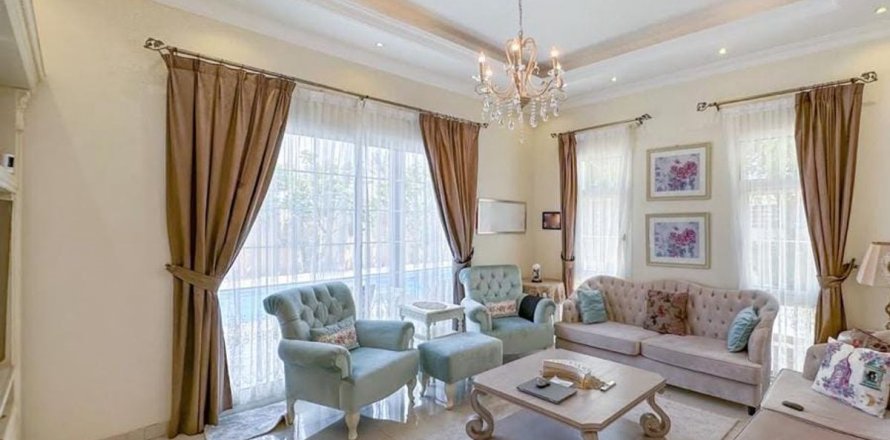 Вилла в Дубай, ОАЭ 5 спален, 861.4м2 № 694179