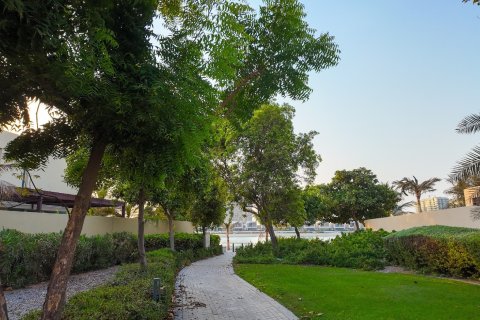 Māja Ras Al Khaimahjā, AAE 3 istabas, 316 m2 Nr. 735143 - attēls 13