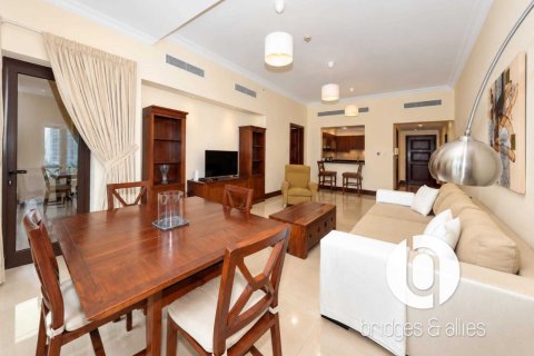 Korter asukohaga Palm Jumeirah, Dubai, AÜE: 1 magamistoaga, 121 m² Nr 765890