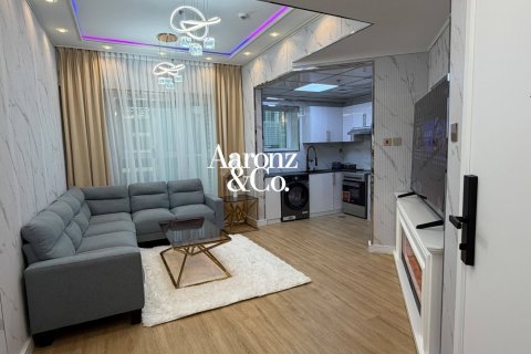 Üürile anda korter asukohaga Jumeirah Lake Towers, Dubai, AÜE: 1 magamistoaga, 64 m² Nr 765889 - pilt 2