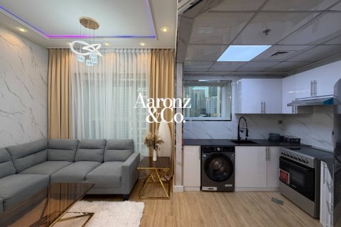Üürile anda korter asukohaga Jumeirah Lake Towers, Dubai, AÜE: 1 magamistoaga, 64 m² Nr 765889 - pilt 3