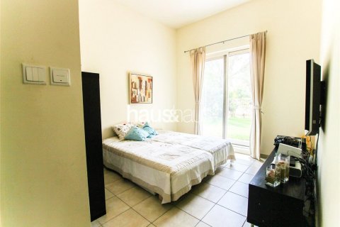 Vila di Dubai Sports City, UAE 4 bilik tidur, 350 meter persegi № 626469 - foto 6