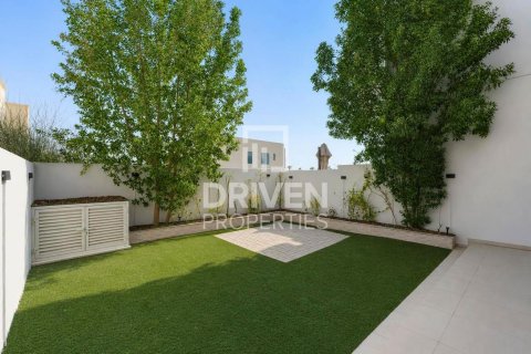 Townhouse in Dubai, UAE 5 bedrooms, 174.84 sq.m. № 765379 - photo 23