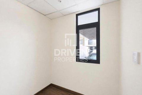 Townhouse in Dubai, UAE 5 bedrooms, 174.84 sq.m. № 765379 - photo 3