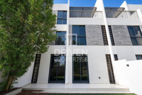 Townhouse in Dubai, UAE 5 bedrooms, 174.84 sq.m. № 765379 - photo 25