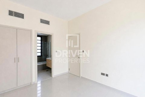 Townhouse in Dubai, UAE 5 bedrooms, 174.84 sq.m. № 765379 - photo 14
