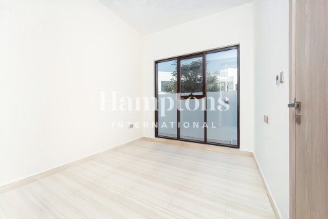 Villa zur Miete in DAMAC Hills (Akoya by DAMAC), Dubai, VAE 5 Schlafzimmer, 137.99904523 m2 Nr. 691895 - Foto 10