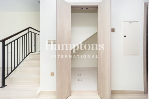 Villa zur Miete in DAMAC Hills (Akoya by DAMAC), Dubai, VAE 5 Schlafzimmer, 137.99904523 m2 Nr. 691895 - Foto 11