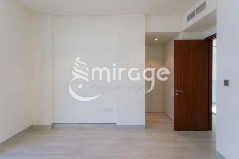 Řadový dům v Abu Dhabi, SAE 3 ložnice, 368.2 m² Č.: 574245 - fotografie 5