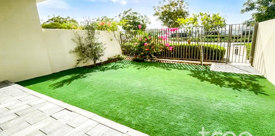 Townhouse di Dubai South (Dubai World Central), UEA 3 kamar tidur, 136.47 m2 nomor 733838
