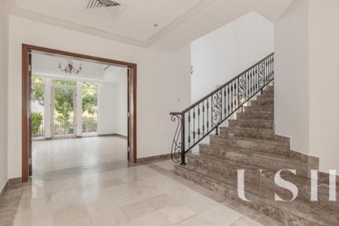 Villa sa Jumeirah Islands, Dubai, UAE 4 silid-tulugan, 1004 sq.m. № 620595 - larawan 14