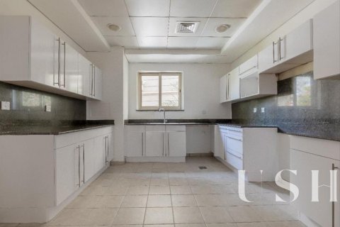 Villa sa Jumeirah Islands, Dubai, UAE 4 silid-tulugan, 1004 sq.m. № 620595 - larawan 16