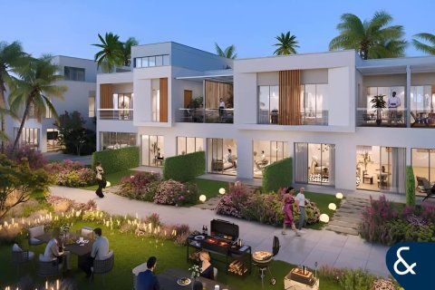 Dubai、UAE にあるヴィラ販売中 5ベッドルーム、317 m2、No666802 - 写真 1