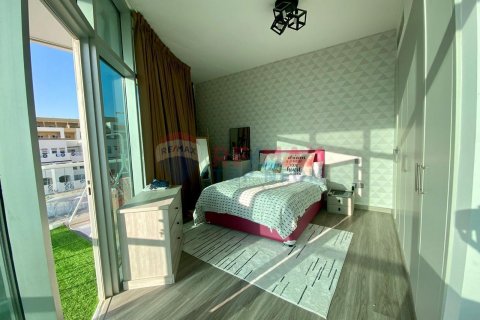Apartment in Jumeirah Village Circle, Dubai, UAE 1 bedroom, 91 sq.m. № 557565 - photo 8
