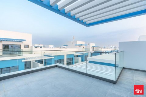 Kuća u nizu u gradu Dubai, UAE 5 spavaće sobe, 219.5 m2 Br. 699760 - Slika 1