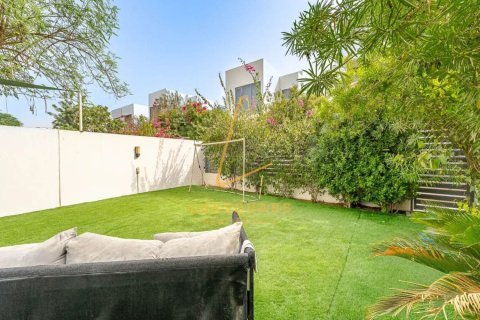 Huvila Dubai Hills Estate, Arabiemiraatit 3 makuuhuonetta, 196 m2 № 661990 - kuva 4