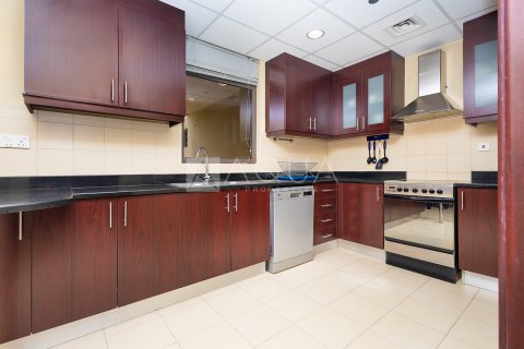 Huoneisto Jumeirah Beach Residence, Dubai, Arabiemiraatit 1 makuuhuone, 108.7 m2 № 661992 - kuva 15