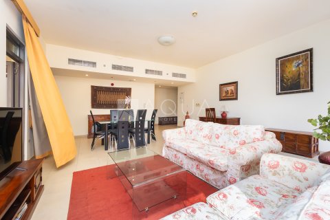 Huoneisto Jumeirah Beach Residence, Dubai, Arabiemiraatit 1 makuuhuone, 108.7 m2 № 661992 - kuva 3