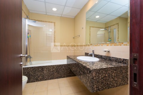 Huoneisto Jumeirah Beach Residence, Dubai, Arabiemiraatit 1 makuuhuone, 108.7 m2 № 661992 - kuva 16