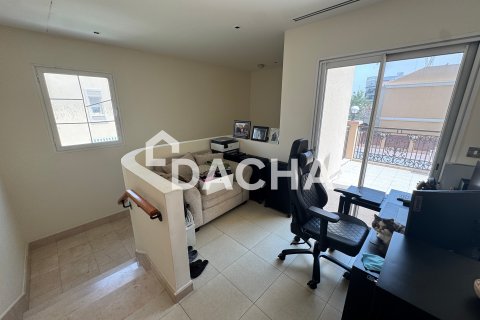 Villa Jumeirah Village Triangle, Dubaijā, AAE 2 istabas, 250 m2 Nr. 710306 - attēls 14