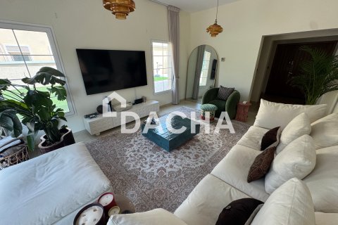 Villa Jumeirah Village Triangle, Dubaijā, AAE 2 istabas, 250 m2 Nr. 710306 - attēls 6
