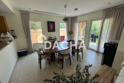 Villa Jumeirah Village Triangle, Dubaijā, AAE 2 istabas, 250 m2 Nr. 710306 - attēls 7