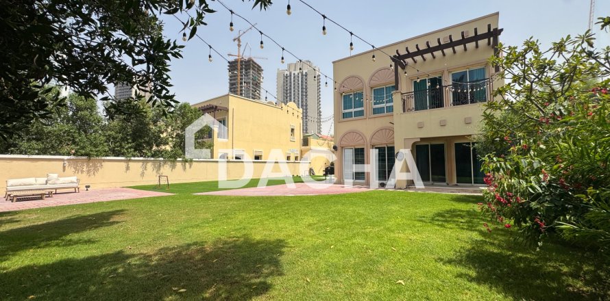 Villa Jumeirah Village Triangle, Dubaijā, AAE 2 istabas, 250 m2 Nr. 710306