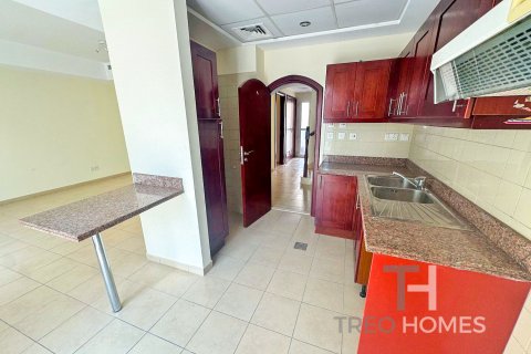 Townhouse in Arabian Ranches, Dubai, UAE 2 bedrooms, 172 sq.m. № 586721 - photo 4