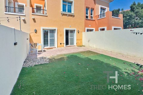 Townhouse in Arabian Ranches, Dubai, UAE 2 bedrooms, 172 sq.m. № 586721 - photo 12