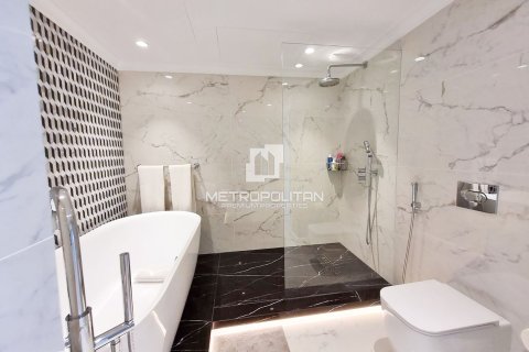 Huoneisto Jumeirah Beach Residence, Dubai, Arabiemiraatit 2 makuuhuonetta, 158 m2 № 543299 - kuva 18