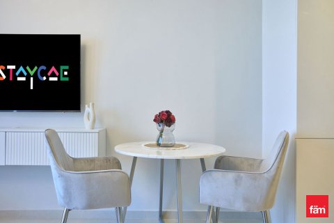 Müüa korter asukohaga Business Bay, Dubai, AÜE: 41.6 m² Nr 727757 - pilt 2