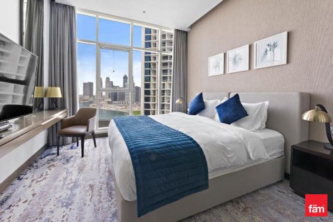 Apartment in Business Bay, Dubai, UAE 34.6 sq.m. № 727758 - photo 1