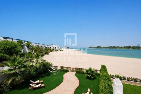 Villa i Palm Jumeirah, Dubai, UAE 5 sovrum, 478.45 kvm Nr. 767356