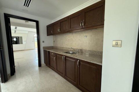 Vila u Jumeirah Park, Dubai, UAE 4 spavaćih soba, 743 m2 Br. 696654 - fotografija 26