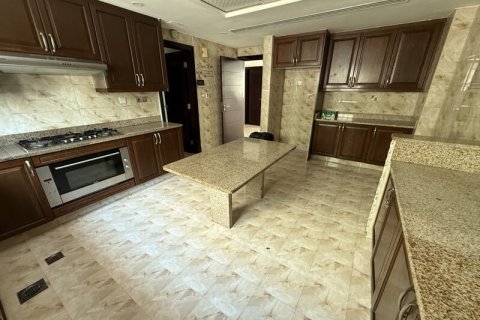 Vila u Jumeirah Park, Dubai, UAE 4 spavaćih soba, 743 m2 Br. 696654 - fotografija 20