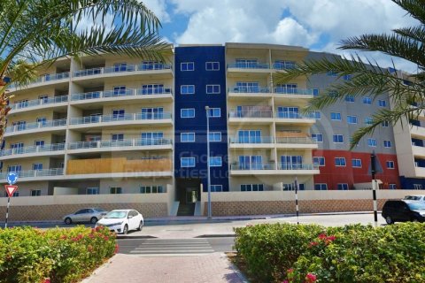 Al Reef, Abu Dhabi, BAE’de daire 3 yatak odası, 197 m&sup2; No 731384
